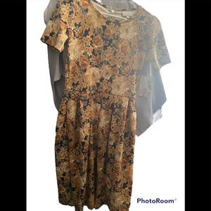 LulaRoe Amelia UNICORN! Floral yellow rose small blue background